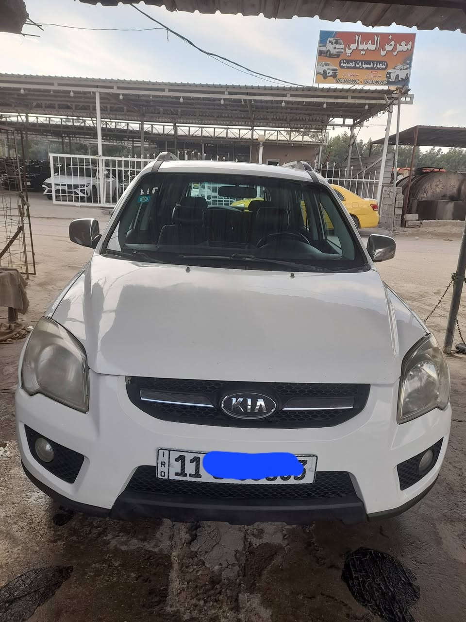 السلام عليكم كيا سبورتج خليجي موديل 2010 مكفوله كفاله عامه ماعده شبر بل بنيد السياره  فول رقم بغداد بسمي السياره جاهزه محرك كير حداديه تبريد مكاني كربلاء  ***********
