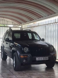 ليبيرتي ٢٠٠٤ • محرك V6 ٣٫٧ • دبل ٤x٤