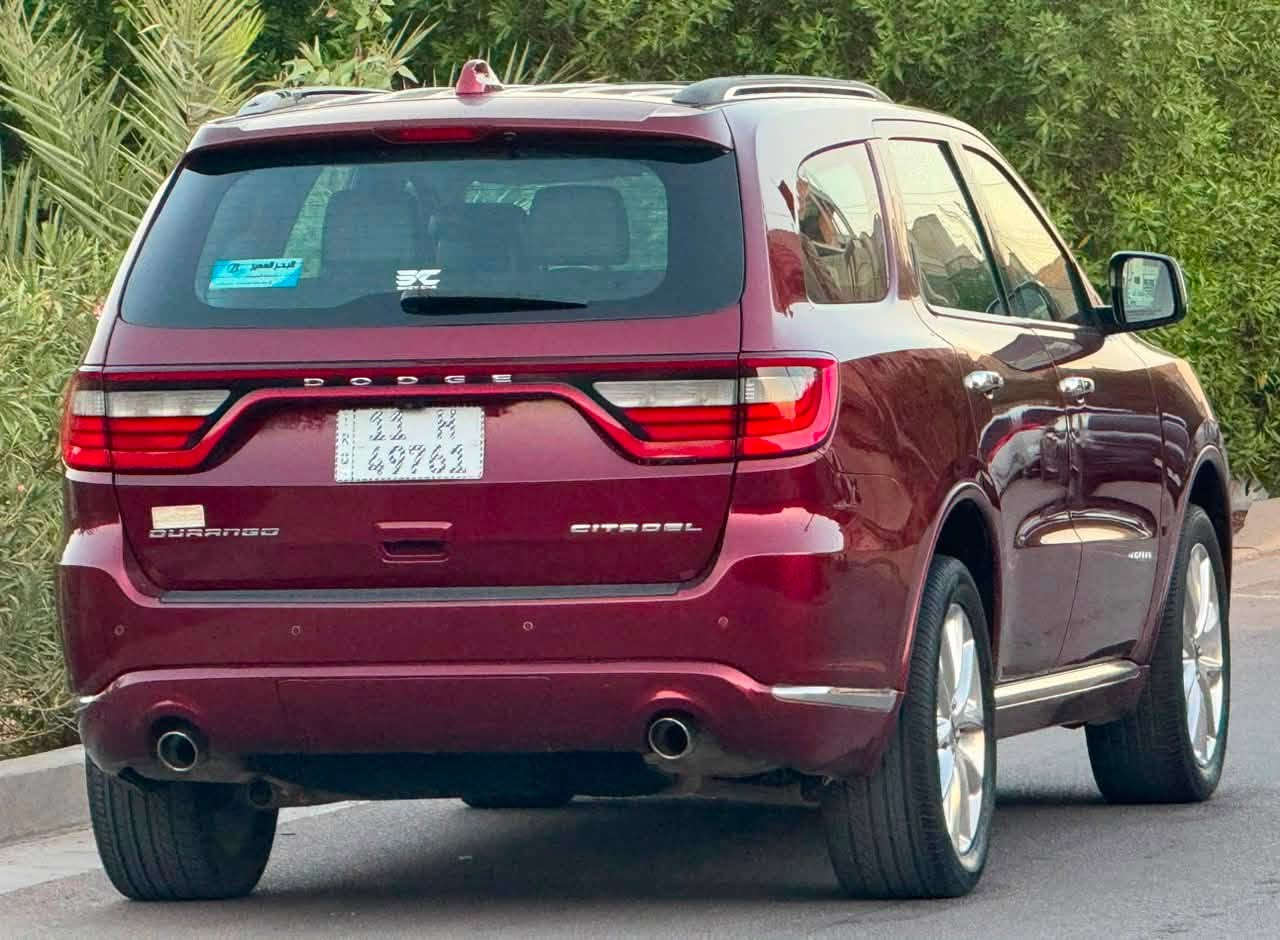 Dodge durango 2019 دورنكو سيتاديل
ضرر السيارة بنيد + جاملغ خلفي وبيها صبغ شبرين بل قمارة كلش قليل بدون ضرر
ماشيه 118
المواصفات اعلى فئة Citadel :
- محرك ٦ سلندر / ٣٦٠٠
- فتحة سقف
- جنطه كهرباء
- كشنات كهرباء
- كشنات تدفئه امامي وخلفي 
- كشنات منفصل 
- كشنات جلد
- كشن خزن 
- شاشه كبيره 
- كأمره خلفيه 
- حساس خلفي 
- ويل كب كروم
- 3 قطع تبريد 
- شفتات ستيرن 
- ستيرن كهرباء 
السعر 197$
عنواني بغداد / الكرخ
***********
***********

