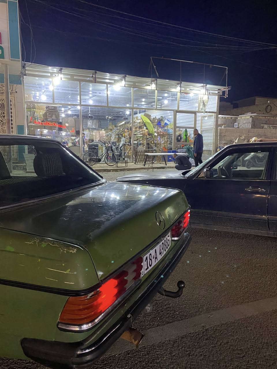 السلام عليكم لطيبين مارسدس ابو جحيل مديل 83محوره مكينه وكير ونجي 6سلندر حداديه تخبل كهرباءات عوزها فقط صبغ شغاله رقم انكليزي سنويه جديده تحويل مباشر تخم تاير نضيف دواخله شوفت العين السعر 40وبيه مجال لشراي مكاني كوت اتصل وبلخدمه ***********
