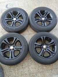 تخم لا تصليح ولا عواج جدد تايرات نصافه ٩٠٪؜ هوه وحساساته كامل جيب وشد ...