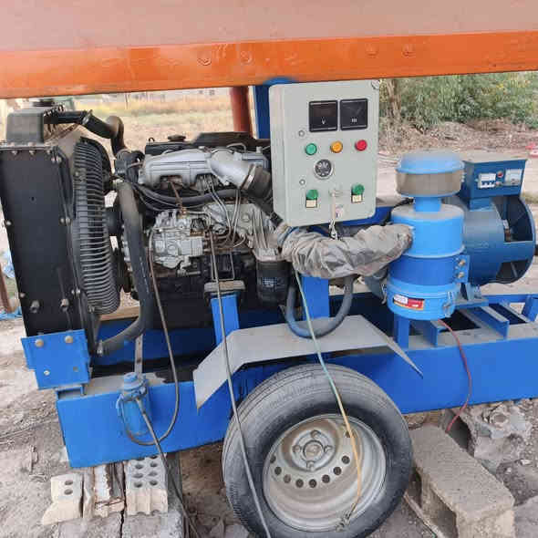 سلام عليكم
مولده للبيع نوع كية محرك 2700 بشرط جديد مستخدم 50 يوم فقط،بشرط اي نقص مابي  كدامك تفحص سعر 2500 وبي مجال بسيط حك الجيه  الاستفسار ***********
***********
