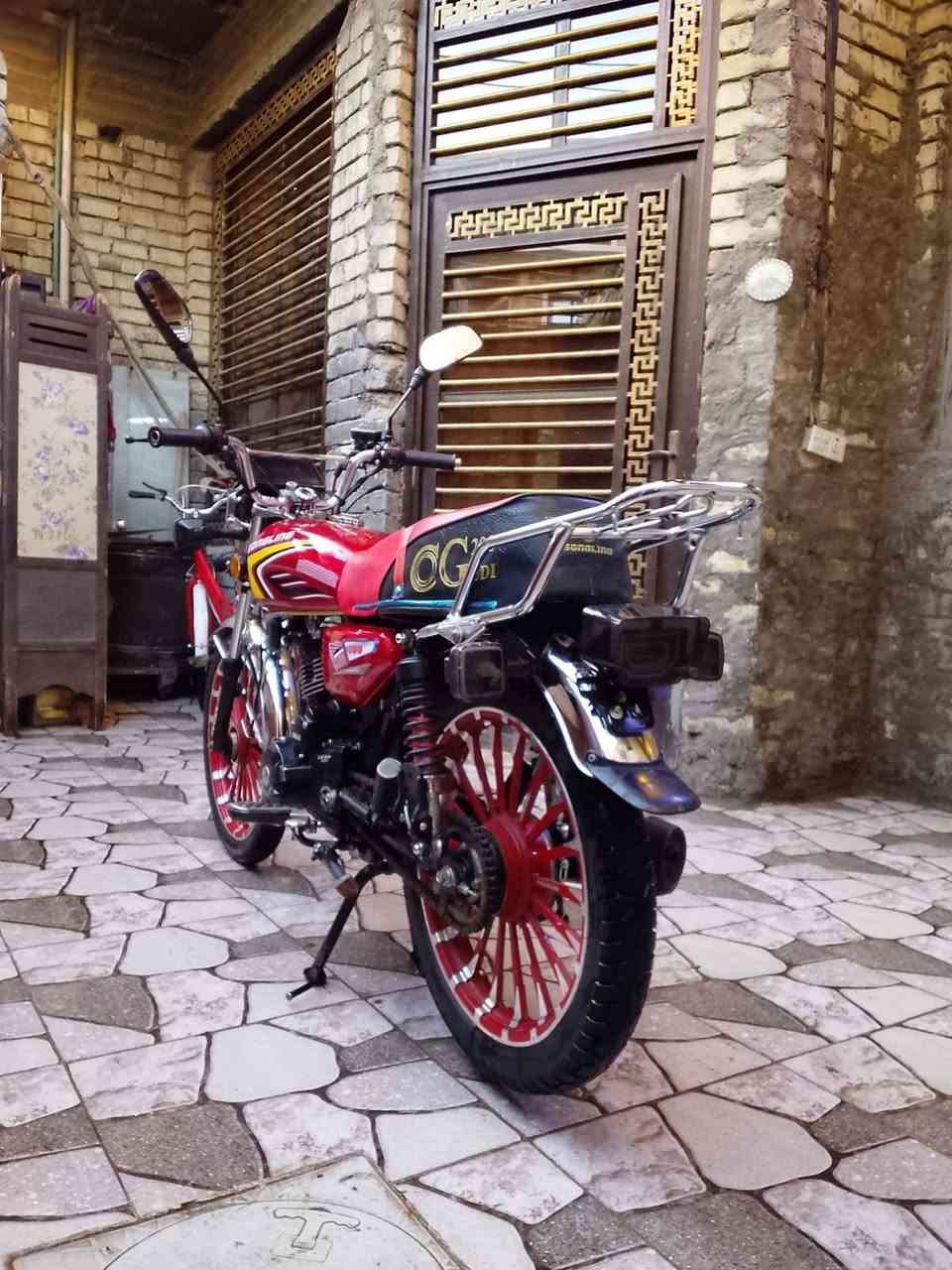 السلام عليكم ورحمه الله وبركاته دراجه ايراني موديل 2026 دراجه نضيفه جدا ومكينته كلش حلوه وناعمه دراجه سرعه ومعدل تخبل السعر 800 وبيه مجال الشراي يجي واتساب‏‪***********‬‏
