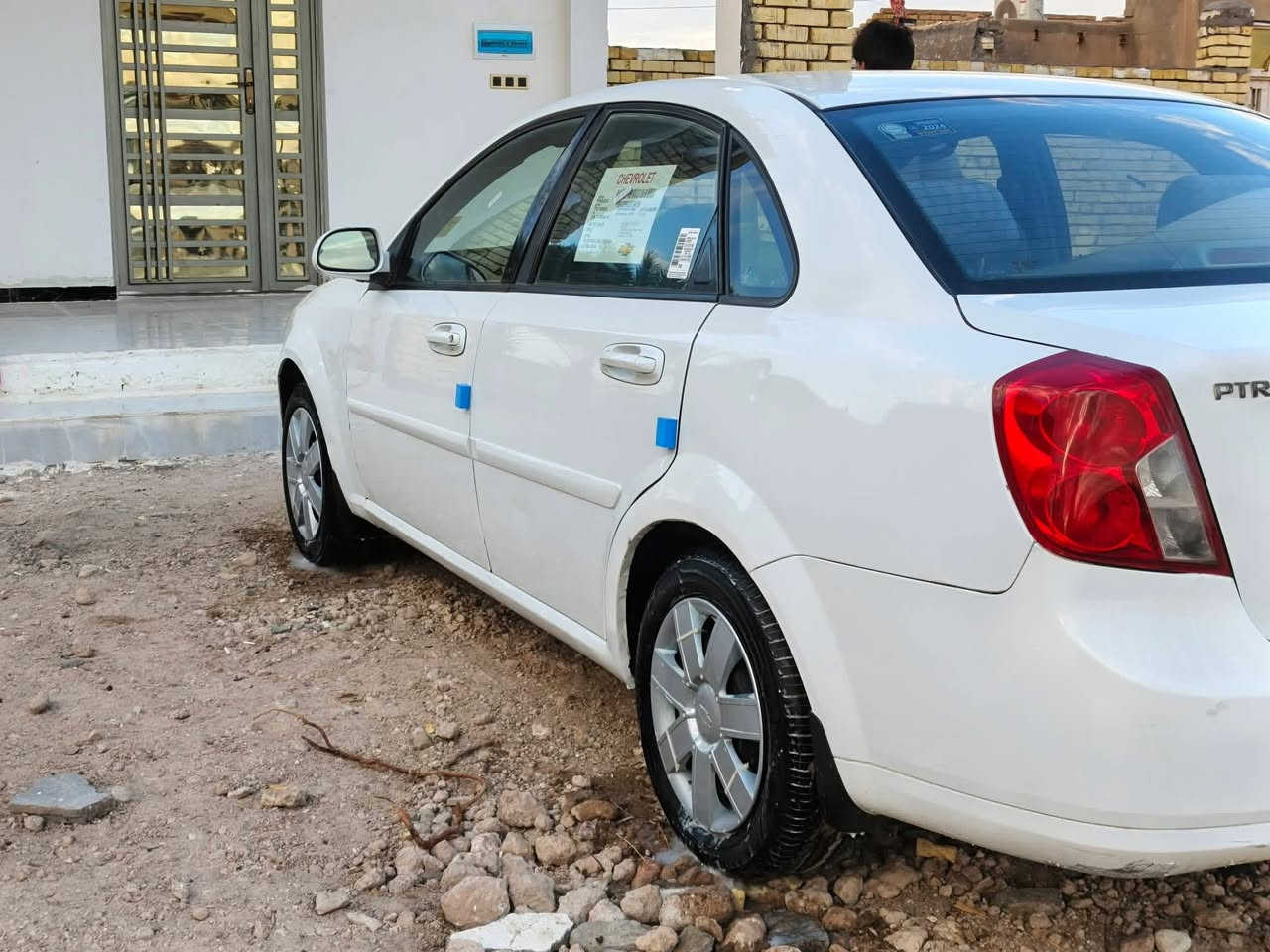 سلام عليكم للبيع اوبترا موديل 2010 رقم بصرة حره تحويل مباشر سنويه منتهيه جاملغ مبدل الهلال الخلفي صبغ جهه سايق جام كهرباء سنتر لوك كهرباءيات شغاله تبريد تخم تاير مكينه كير جاهزه 
مكان سياره الناصرية 
السعر 68 وبيها مجال 
للاستفسار اكثر 
***********
