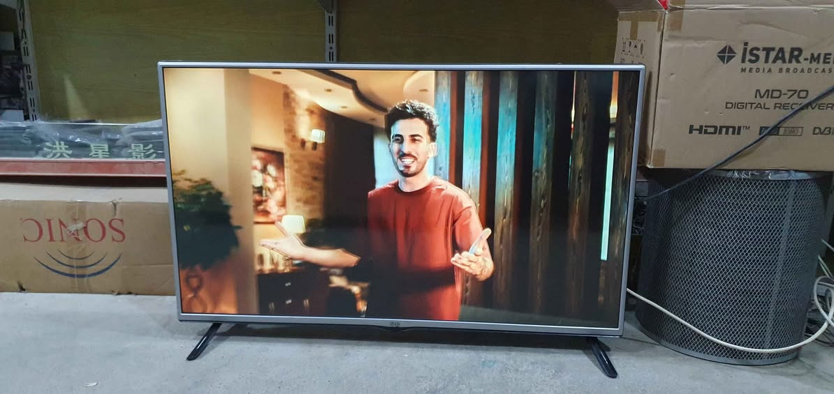 تەلەڤیزۆنی LG کۆری ئەسڵی قەبارە 43 سەتەلایتی تێدایە
مۆدێل LF ڕەنگی سپی خاوێنە نرخی 110000
لە هەولێرە واتساپ و ڤایبەر *********** أربيل, العراق
