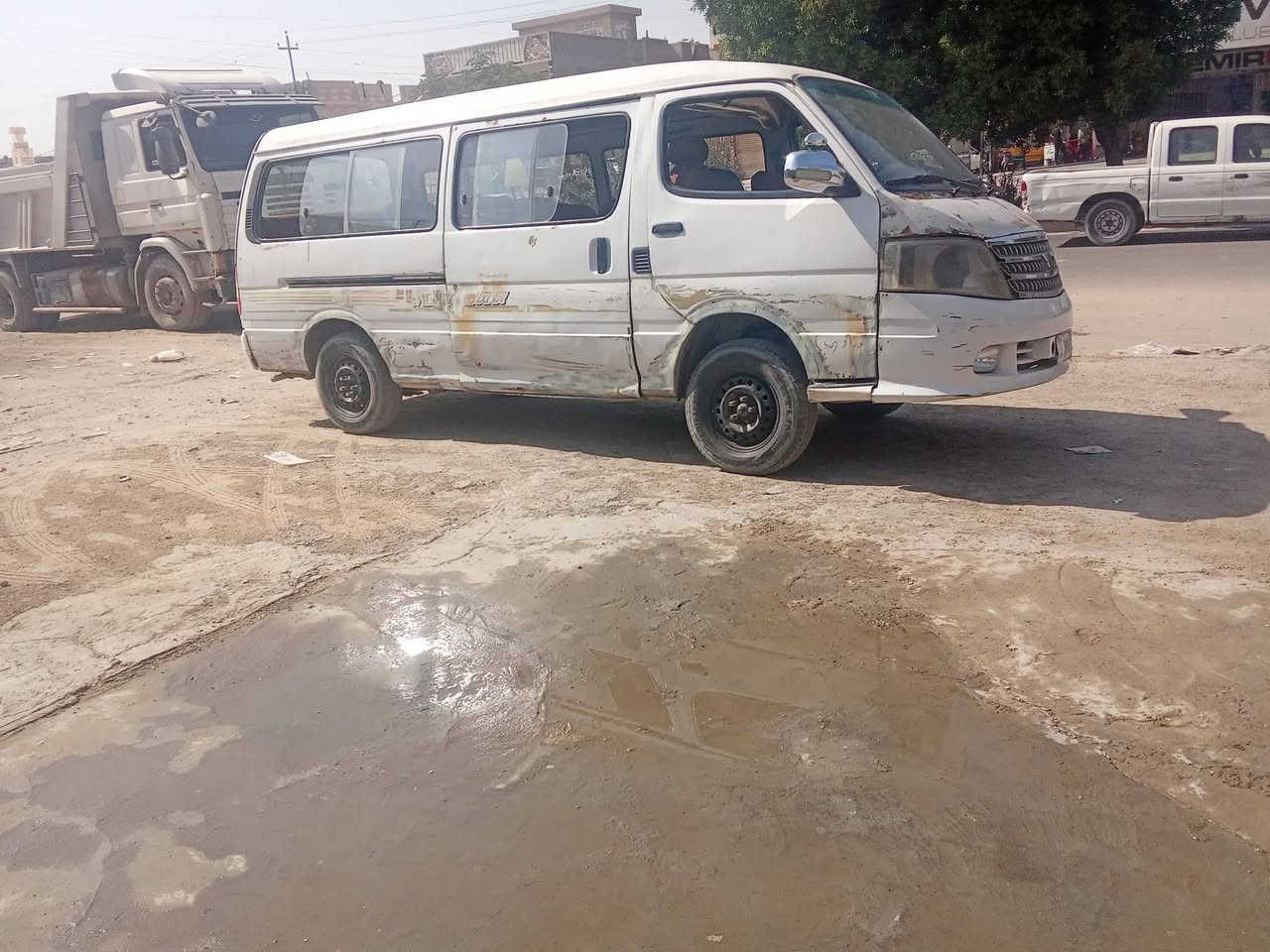 ، فتون 2009 للبيع سياره شغاله جير مكينه كهربائيات كلها تشتغل مكانه بغداد سعر ب 20اابيع سياره بيها مجال ب 20 وبيها مجال ابيعكم حديد*********** وبيها مجال
