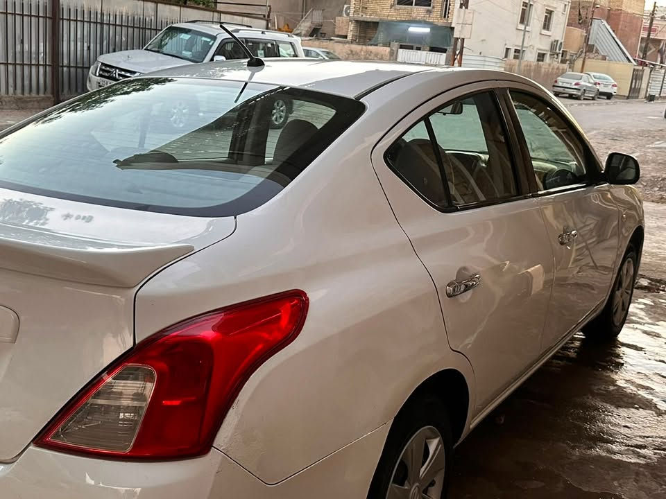السلام عليكم .. سني هندي موديل 2020 بغداد الرقم الجديد بليته زركة جاهزة من كلشي مكينه وكير وتبريد وصدر وعليها ادامة كاملة ماشية 200مكفوله من الصبغ عدا بارد بالخاملغ الخلفي السعر 95 للاستفسار الاتصال بالرقم ***********
