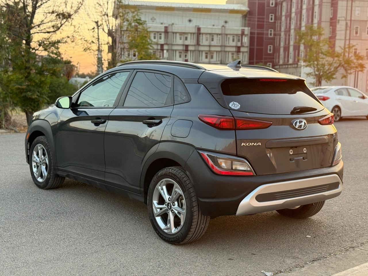 هيونداي كونا SEL 2023 صبغ جاملغ خلفي
محرك 2000 DOHC

 • إيرباك سليم ✅

 • صبغ جاملغ خلفي ✅

 • صندوق تبديل شركة نفس اللون ✅

‏ بيع أو مراوس مع سيارات رقم شمالي بسعر معقول 

                   

      المواصفات:

 • بصمة تشغيل + بصمة أبواب + بصمة صندوق

 • تشغيل عن بُعد

 • نظام دفع رباعي AWD

 • شاشة كبيرة + شاشة تحكم بالتبريد

 • كشنات هيتر

 • شحن لاسلكى

 • رادار أمامي

 • حساسات خلفية

 • نظام النقطة العمياء

 • أوتو بريك

 • أنماط قيادة (Sport – Normal – Smart)

 • كير أوتو + عادي

 • ويل كب قياس 17

 • محرك 2000cc DOHC

💰 السعر: 143

📍 الموقع: أربيل – قرب عنكاوة مول

📞 للتواصل واتساب: ‭0751 135 2870‬

***********

***********
