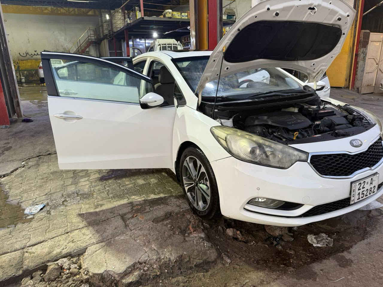 سلام عليكم سيراتو ١٣ بس بنيد امبدل فول بصمه تبريد منضومه كله جديده تجي وشوف ابعينك حداديه كامله تخم تايرجديد سنويه ٣٠٣٠ تصقط مكاني نجف الله شاهدجديده سياره تجي وشوف ابعينك *********** سعر130 اوبيه مجال الباقي كله مكفول
