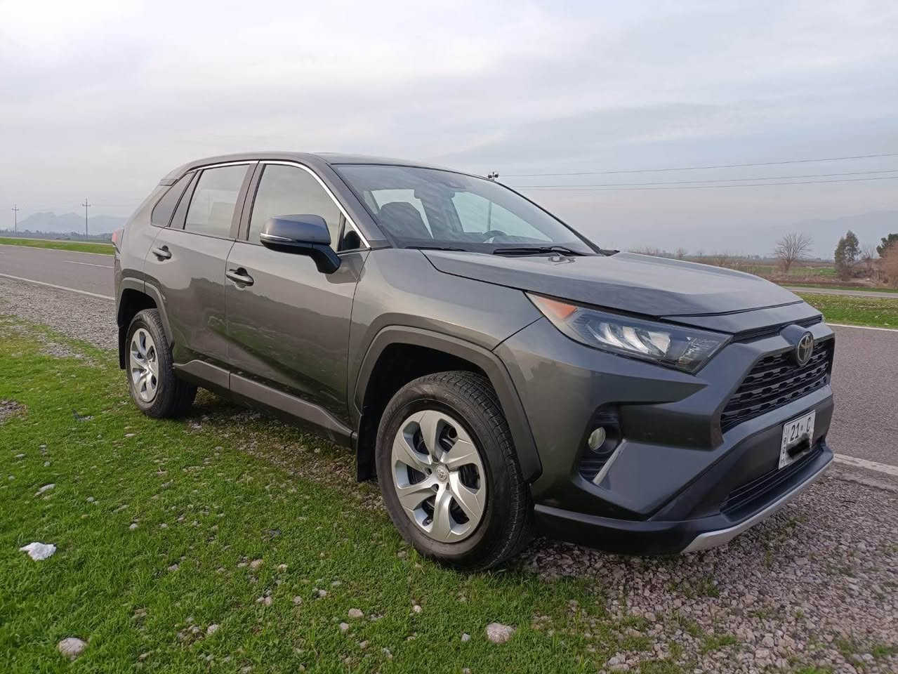 +964 751 198 9698 واتساپ

Toyota Rav4 2022 LE AWD
تۆیۆتا ڕاڤ ٤ مۆدێل ٢٠٢٢  
چوار بستۆن مەکینە ٢.٥
ماوەی ڕۆشتن ٧٥،٠٠٠ کم
تەنھا چەمەلەغی لای سەکن بۆیاخە لەگەڵ قەراغی بۆنیدەکەی 
دەعمەکەی زۆر خەفیفە  ئەیرباگ نەتەقیوە و ناوی نە گرتووە

ھەروەک لە وێنەکە دیارە بەینی دەرگای سەکن و دوای سەکن کەمێک شوختی ھەیە زۆر دیار نیە

شاشە و کامێرا و ٥ مۆدی لێخوڕین و ڕادار
باقی مواصفاتی معروفە
رقم شاصی 
2T3G1RFV9NW317717

سەیارەکە بێ نوقسانیە و کامل سێرڤسی بۆ کراوە 

نرخ ٢٣٨ گەڵا السليمانية, العراق


**إذا كنت صاحب هذا الإعلان وتريد حذفه لأي سبب، رجاءا أرسل رسالة إلى الدعم الفني**