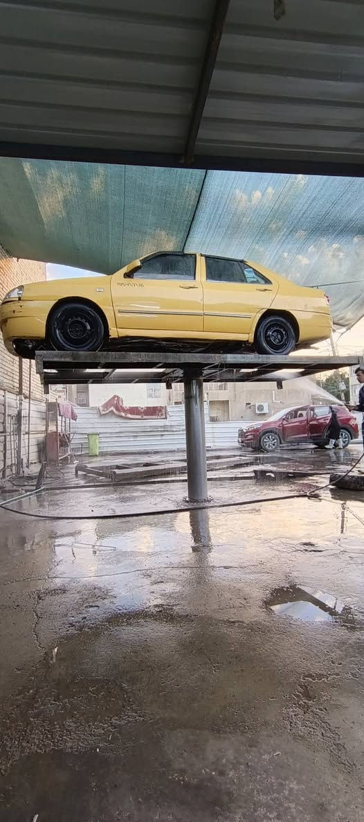 السلام عليكم شيري كوين 2010سيارة جاهزة وخير من الله كير مكينة كفالة مشط ستيرن وبور جديد بيها صبغ مكانات على ايدي مال خياس الجاملغ الامامي بي طخة ومصلح نقوصاتها جبنة مال دهن نضوح بسيط كلش ودوية بوبرن خلفي سيارة جاهزة من ايدك للشارع عدة هذول بأسمي تحويل ثاني يوم سنوية 2029تاخذ صافي هيئة غرامات عارضها ب 27وبيها مجاا للشراي  مكاني بغداد الجديدة النعيرية قرب الملعب ***********
