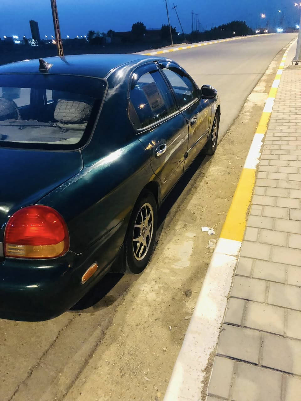 سوناتا منغولي 2001 بغداد باسمي رقم انكليزي بدون صبغ وتبديل كلشي علبلاد محرك سته 2700  اوتماتيك كلشي شغال   السعر60 مجال قليل  تعال خاص او *********** اتصل وتدلل
