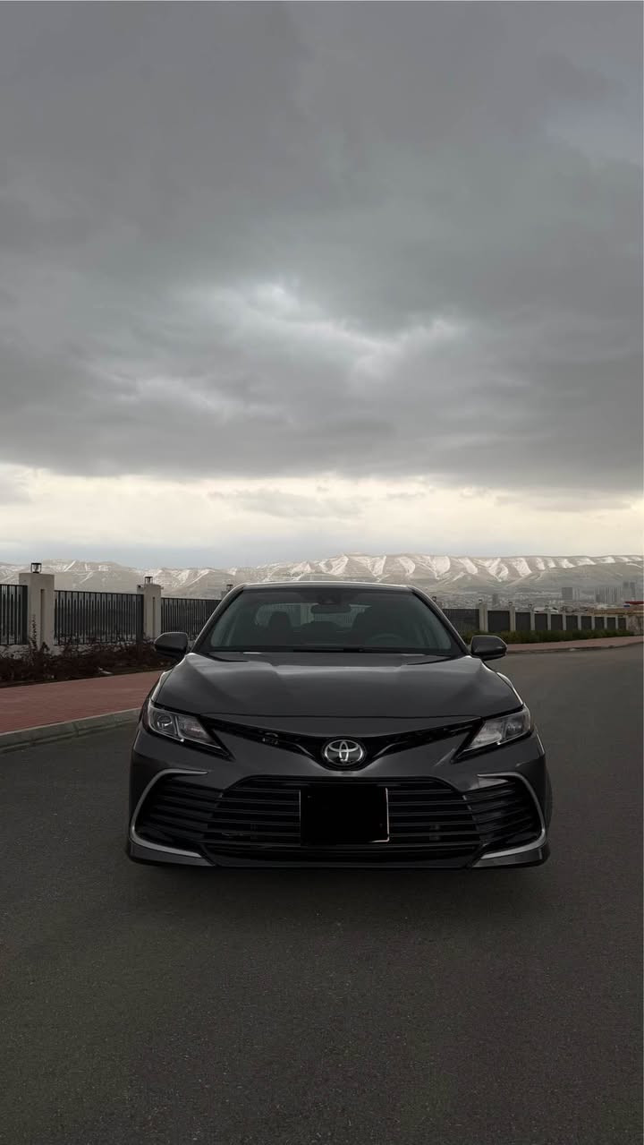 ***********
Toyota Camry LE 2023 
سەیارەکە هێشتا کاتیەکەی نەشکێنراوە دوو مانگی ماوە بۆ ڕەقەم کردن دوو پارچەی بۆیاغە پشت و پێش کەپس  ئێرباگ تەقیوە کامل بیلادی بۆ دانراوەتەوە ٣٩ هەزار ڕۆیشتووە ( ڕادار - کامێرا - کار پلەی - تراکشن کۆنتڕۆل - ئاوێنەی هیتەر - سێ مۆد eco - normal- sport ناڤیگەیشن - نرخی سەیارەکە ١٧٢ وەرەقەو مەجال لە سلێمانیم 
ڕەقەم شانسی 4T 1C11AK8PU727451 السليمانية, العراق

