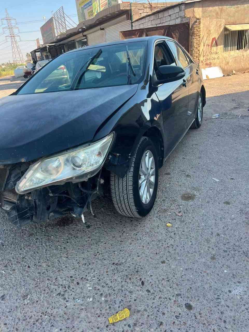 سلام عليكم كامري آريون 
٢٠١٥ خليجي رقم بغداد 
بيها حادث وبيع على وضعها 
شغالة وتمشي سابقاً مكفولة 
السعر ٨٣ رقمي ***********
