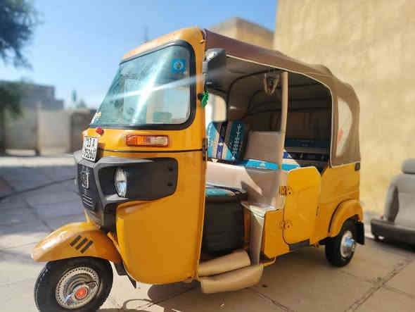 سلام عليكم تكتك لبيع 2021 تكتك نضيفه شوفت عينك المكان ميسان عماره لمحرك مفتوح الرقم *********** السعر 7000 الشراي ينتصل
