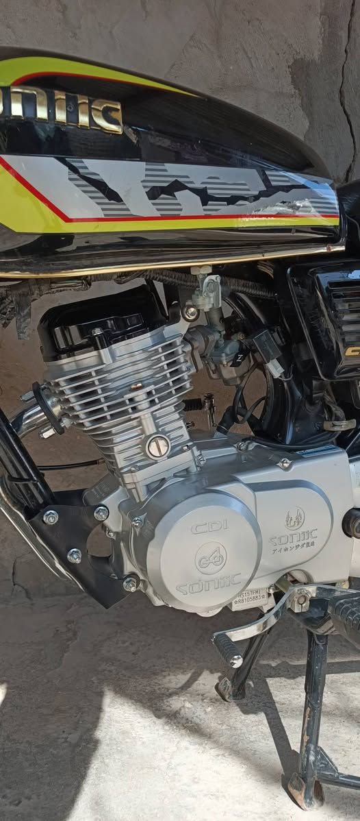 اسلام عليكم دراجه البيع اخت الزيرو جديده بعدهه رمبه برغي ممفتوح بيهه كفاله عامه زيرو السعر 700وبيهه مجال المكان زعفرانيه قرب جامع الصدرين اي ستفسار التصال ***********
