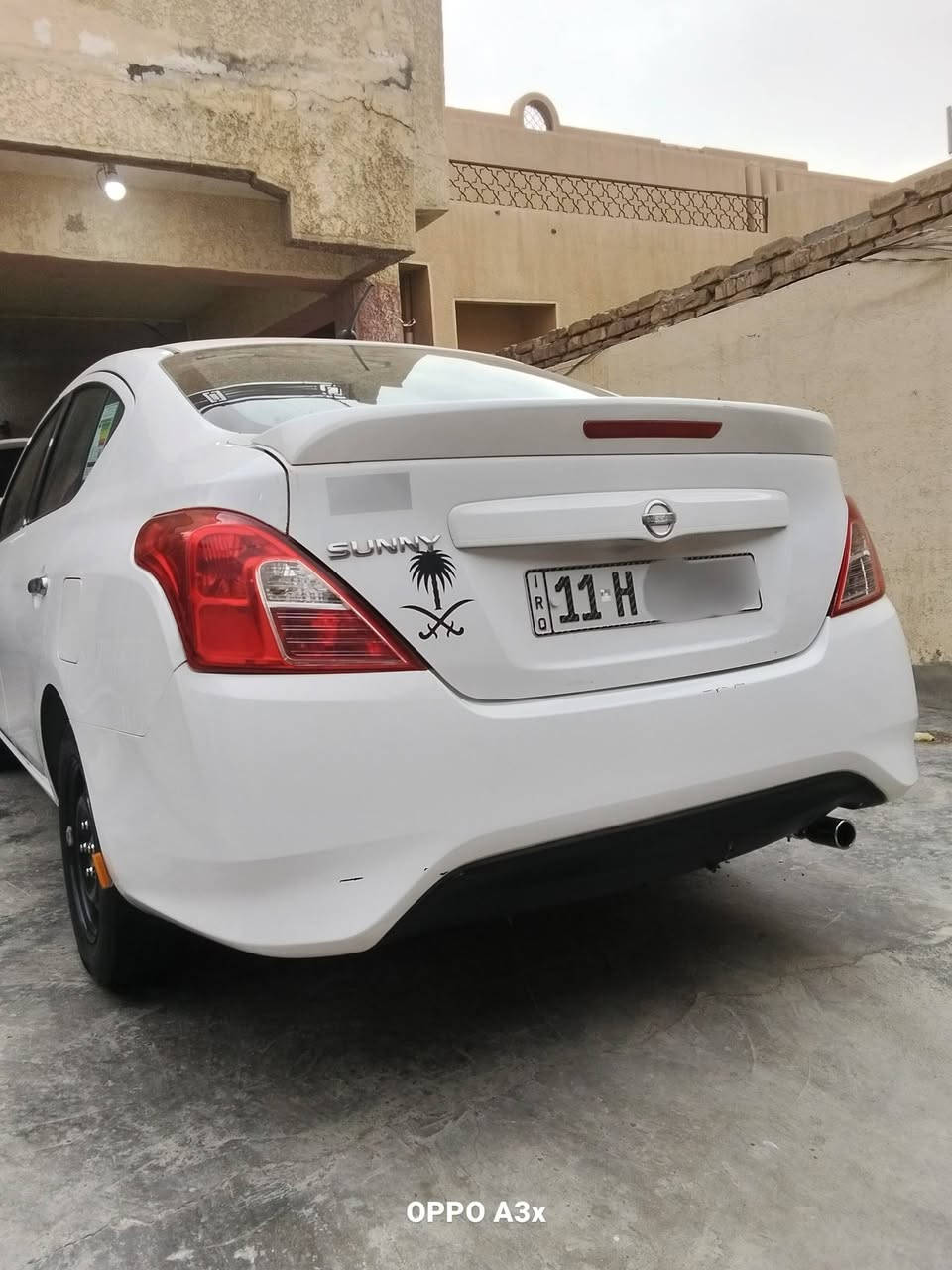 السلام عليكم شباب نيسان سني هندي بيته زركه  موديل 2019  ماشيه 108الف بيها باردات أماكن قليله بيها طخه بالجنطه بين الرقم والدعاميه بدون دواخل  السعر 108 بيها مجال بسمي تحويل ثاني يوم  مكان السياره بغداد تقاطع درويش ***********
