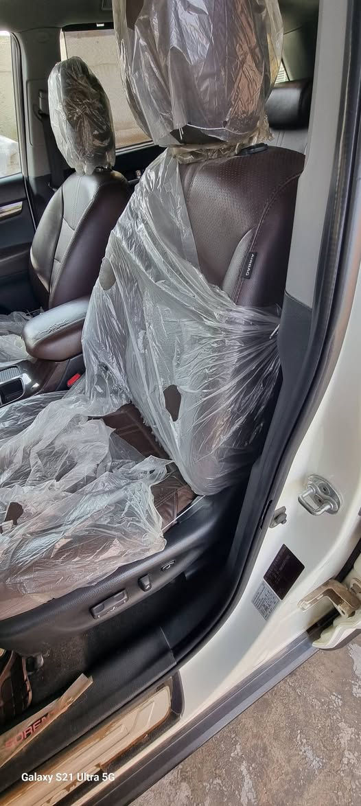 السلام عليكم كيا سورنتو ٢٠١٥ رقم بغداد فول مواصفات خليجي كويتيه لون ابيض فور ويل بنوراما كراسي جلد قرميدي تدفئه وتبريد الاماميه والخلفيه تدفئه كرسي السائق ميموري الستيرن تدفئه بردات  زراك لايت ولايت زنون ١٢ اريباك وبعد بيه هواي مواصفات    ماشيه ٦٦ ألف وبيه صبغ باب السائق مؤشر بالصوره للاستفسار الاتصال على الرقم  ***********
