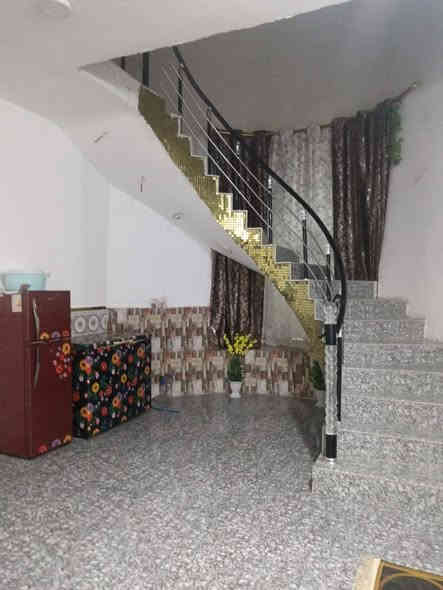 دار مساحته ٢٠٠طابو زراعي سند ٢٥ تحويل مباشر يحتوي علئ غرفتين نوم هوال اومطبخ اوستقبال اوصحيات دخليه اوخارجيه طارمه جبيره بناء طابوك بناء جديد  السعر ٦٥مليوان العنوان حي المرتض الثاني قرب حسينيه الزهراء الاستفسار اكثر ***********
