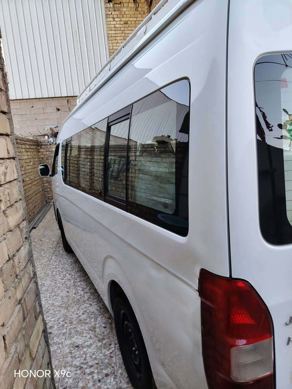 سلام عليكم جنبي اج تو للبيع موديل 23 مكان بغداد سيارة بسمي رقم ***********
