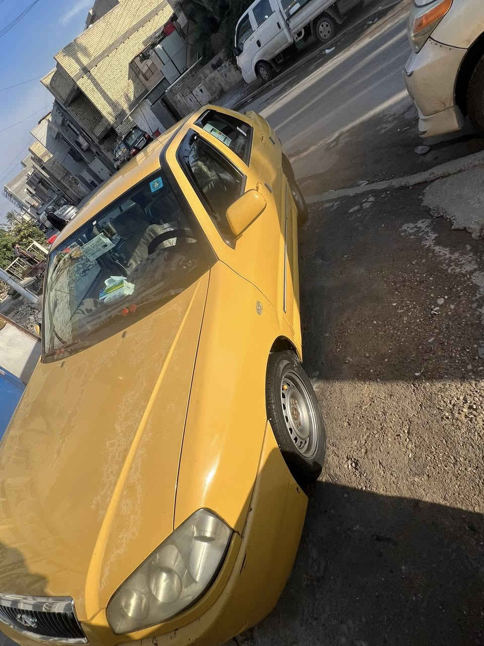 السلام عليكم شيري للبيع 2011 السياره بلادية مكفولة مكينة كير تبريد صدر كهربايات كله شغال  تخم تاير جديد السيارة بسمي تحويل ثاني يوم السعر 33وبيه مجال *********** بغداد حي العامل
