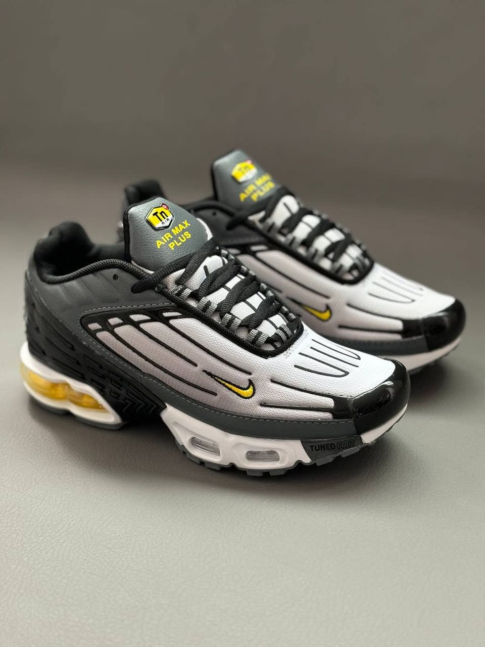 Nike Airmax TN
Nike Airmax TN         41..42
اورجنال . سعر 75 الف


**إذا كنت صاحب هذا الإعلان وتريد حذفه لأي سبب، رجاءا أرسل رسالة إلى الدعم الفني**