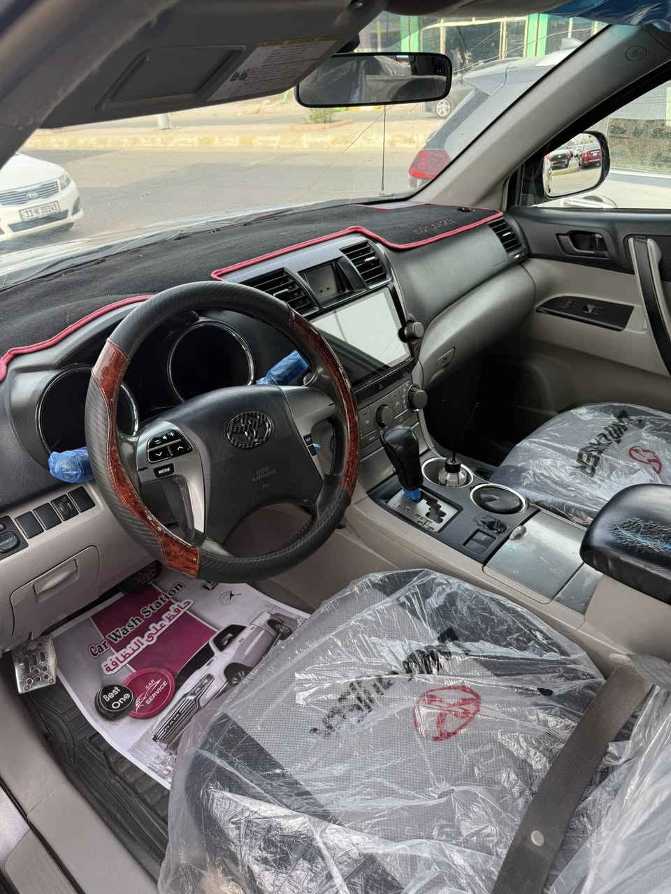 سلام عليكم هلندر موديل ٢٠٠٨للبيع السعر ١٢٠مال بيع يرهم مراوس حسب القناعة الاستفسار على رقم***********
