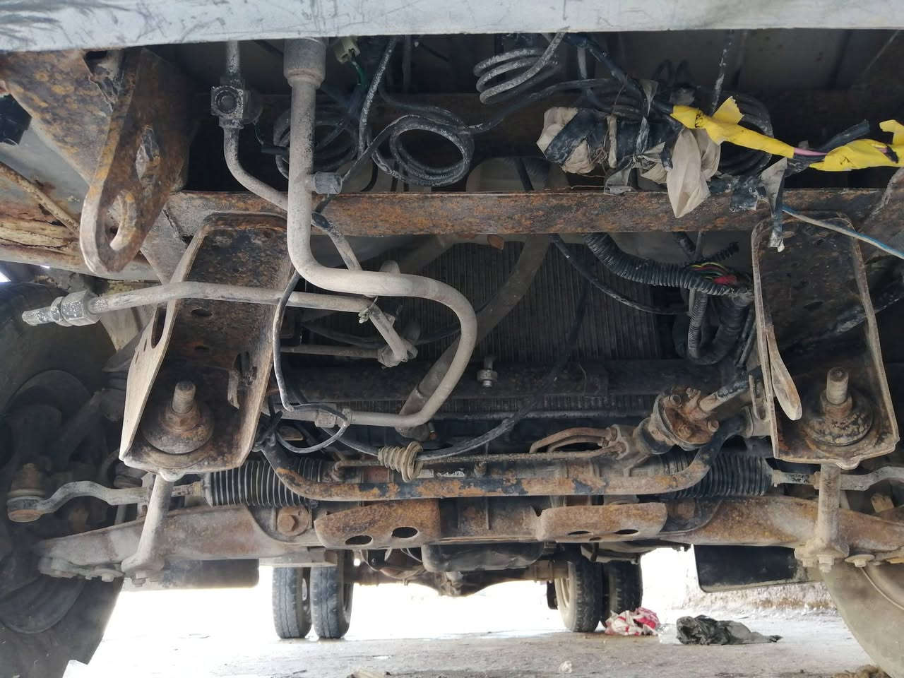 سلام عليكم من رخصه مدير الكروب كيه حمل دبل قماره موديل ٩٦ رقم بغداد مشروع وطني سياره بلادي بسمي تحويل ثاني يوم سعر ٥٧ورقه رقمي *********** مكان بغداد الشعب سياره ابلادي نقوصات سمكره بصيطه  تجي اشوف ابعينك
