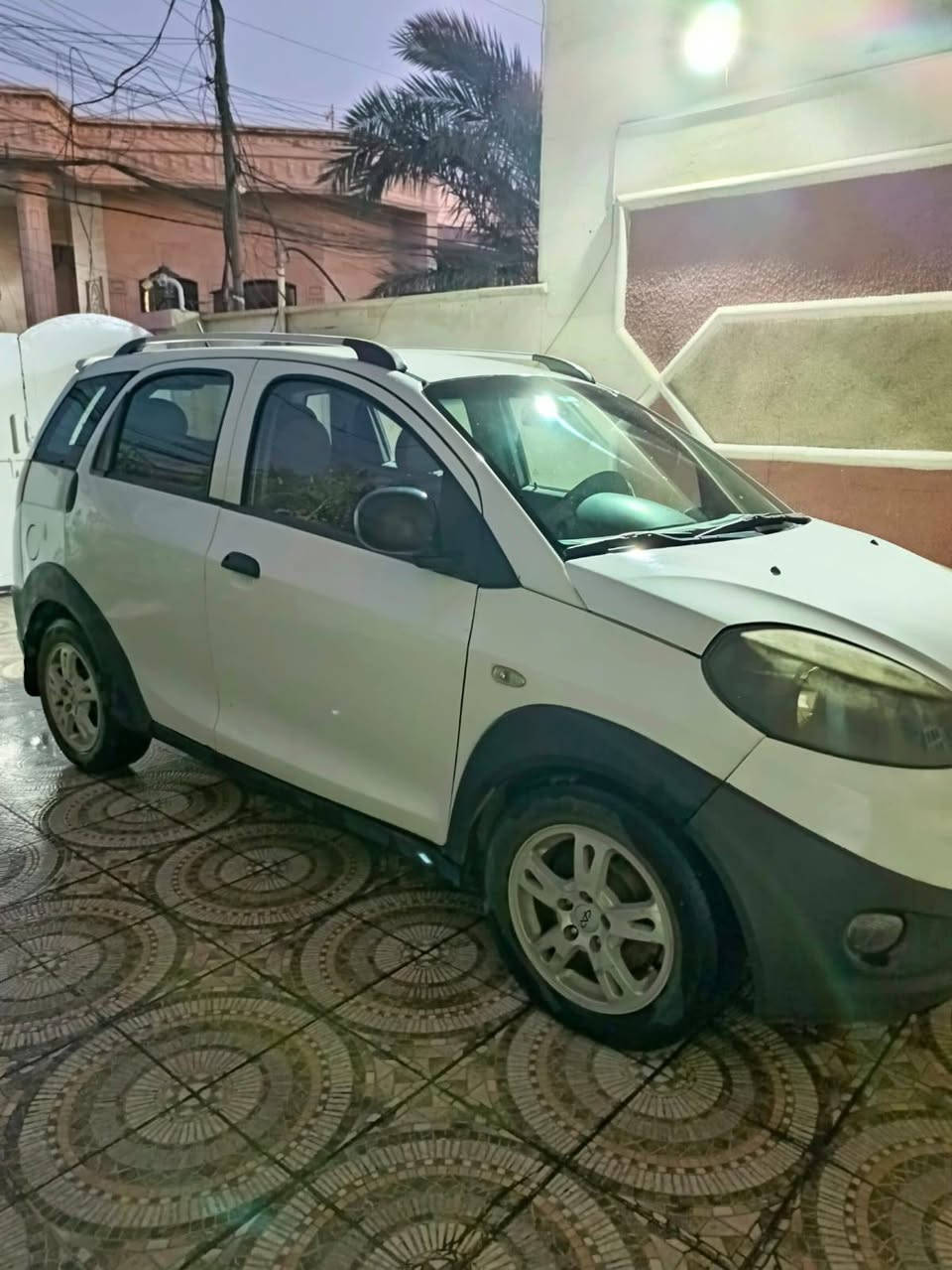 السلام عليكم ورحمة الله 
سيارة شيري X1 للبيع 
موديل 2014 
كير ومحرك شرط 
كير اوتو
محركها 1.5 اربعه سلندر 
سنتر لك مع نظام امان 
نظام ECO اقتصادية في صرف البنزين 
ABS
كيجاتها كلها شغاله 
حساسات خلفيه 
الباتري جديد
باقي التفاصيل تجي وتشوف بعينك 
السعر المطلوب 45 وبيها مجال 
مكان السياره تكريت


**إذا كنت صاحب هذا الإعلان وتريد حذفه لأي سبب، رجاءا أرسل رسالة إلى الدعم الفني**