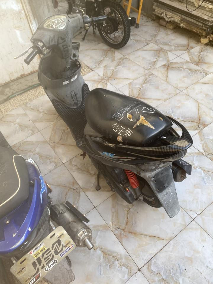 سلام وعليكم ماكس عدله دراجه صاله شهر من نزلته المكاتبه موجوده دراجه ختم واحد كل نقص ما بيها سلف هندر كامله سعر900 وبيه مجال للشراي***********
