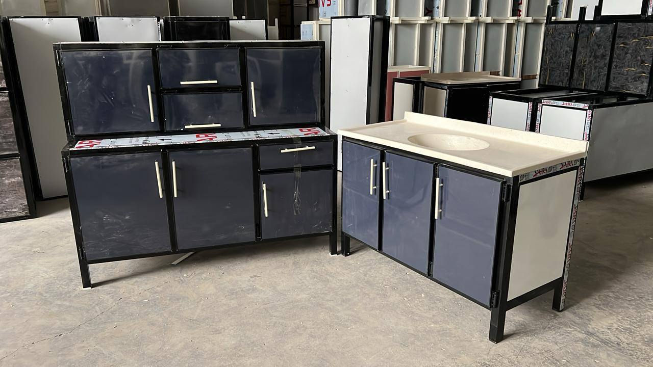 ما عليك بس  احجز والطلب يوصل لباب بيتك 🤗🌹🤗..
كاونتر ارضي وملحق مترين ونص    مع  سنك متر ونص   مرمر
💥 (المنيوم سوكي)💥
كاونتر مترين ونص ارضي وملحق مع سنك متر ونص
♥️♥️

التوصيل 🚚🚚
التوصيل 🚚🚚
بغداد داخل  مجاني

15 /اطراف  بغداد 

15//رمادي +فلوجه + كربلاء +بابل

25// مركز واسط  
50//أطراف واسط
25 /الديوانيه +النجف
35//ديالى
35/ السماوه+  الناصريه+  العماره + البصره


**إذا كنت صاحب هذا الإعلان وتريد حذفه لأي سبب، رجاءا أرسل رسالة إلى الدعم الفني**