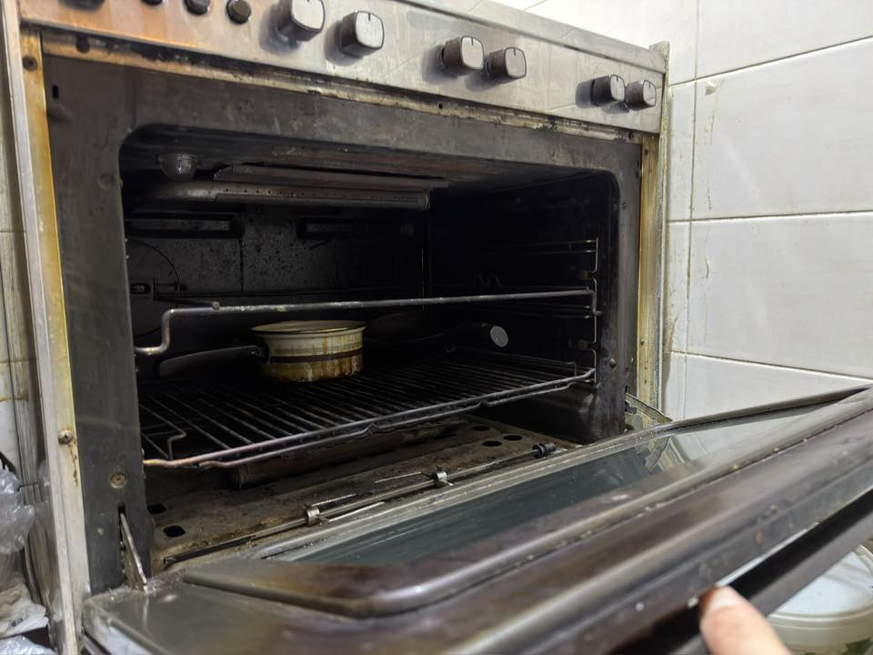 عشتار للبيع مبي اي عيب فرن شغال جداحة شغال
سعر ١٢٠ وربي مجال 
***********
