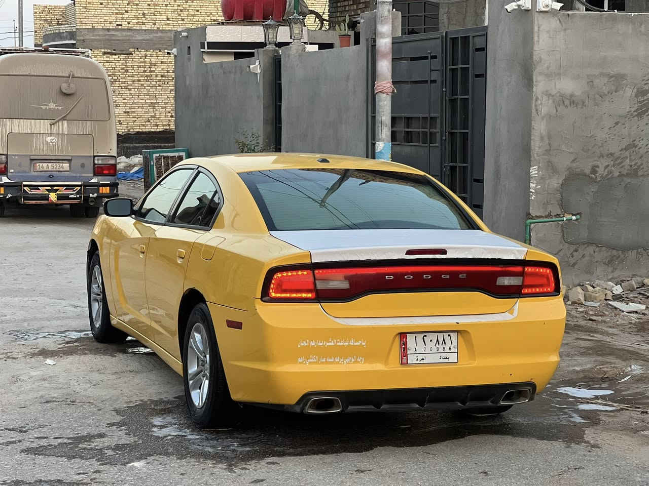 سلام عليكم للبيع
جارجر 2012 رقم بغداد بسمي حادثه جاملغ امامي وبنيد وجاملغ خلفي ما عابر ليجوه كير عصه مكينهً خير من الله داخل عسلي جلد تبريد تدفه جاهزه مصفره هيىه ومرور 

مكاني بابل شوملي 

***********
