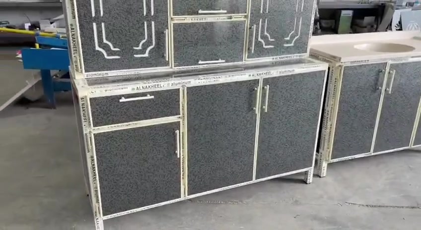 كاونتر صيني شغل درجه اولى 

كاونتر قياس متر ونص ارضي وملحق مع سنك متر و20 مرمر 

السعر  350الف ❤️ مع توصيل جميع المحافظات


**إذا كنت صاحب هذا الإعلان وتريد حذفه لأي سبب، رجاءا أرسل رسالة إلى الدعم الفني**