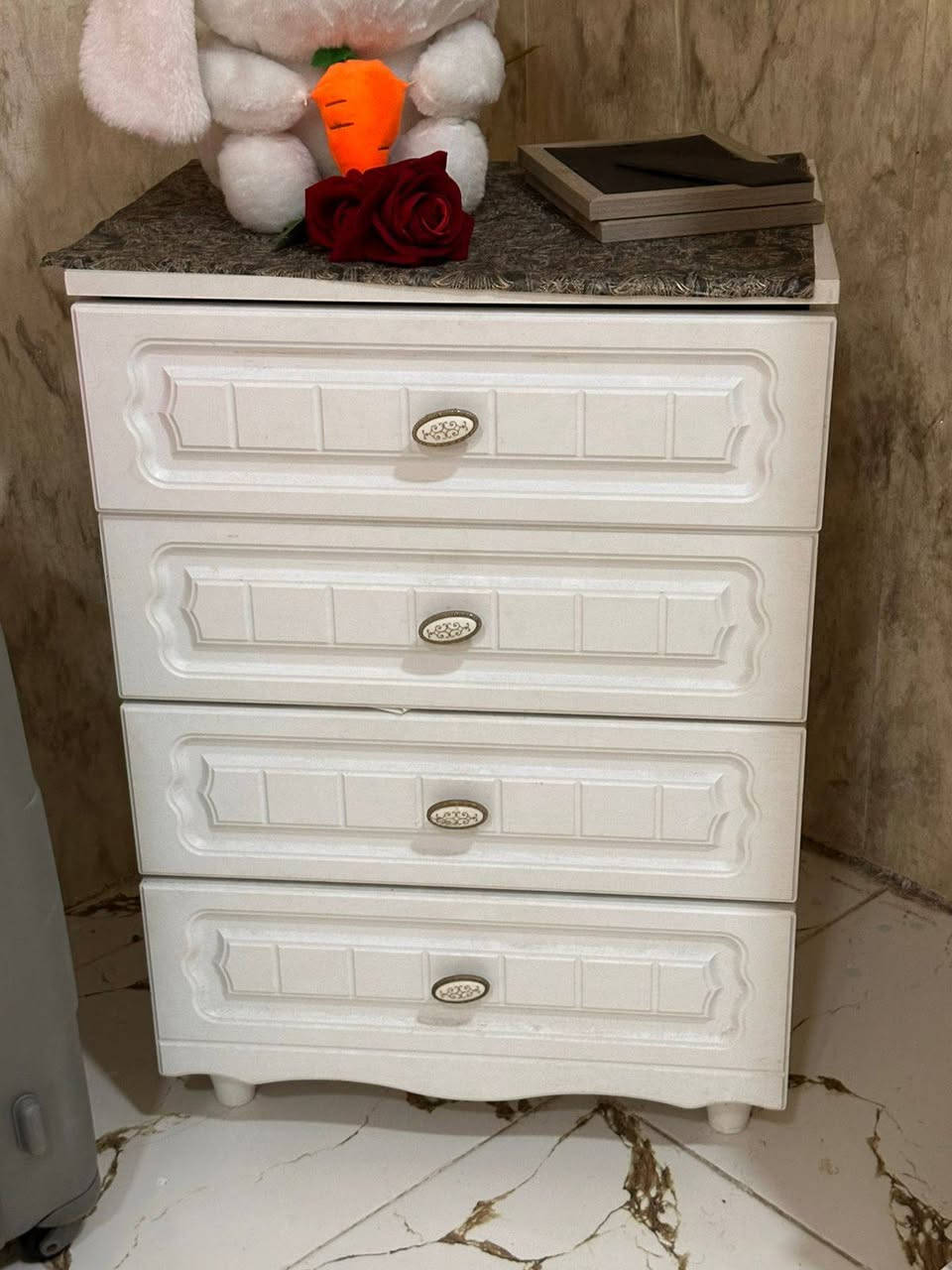 غرفة نوم تركيه للبيع نضيفه جدا للاستفسار الاتصال على الرقم *********** متوفر واتساب
