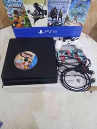 بلايستيشن٤ سليم • هارد٥٠٠جيجا • قابل تهكير