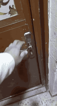 شقه ( رهنية ١٥ مليون) وايجارها( ٢٠٠ الف) طابق اول فوق الارضي مساحة ٨٠م...