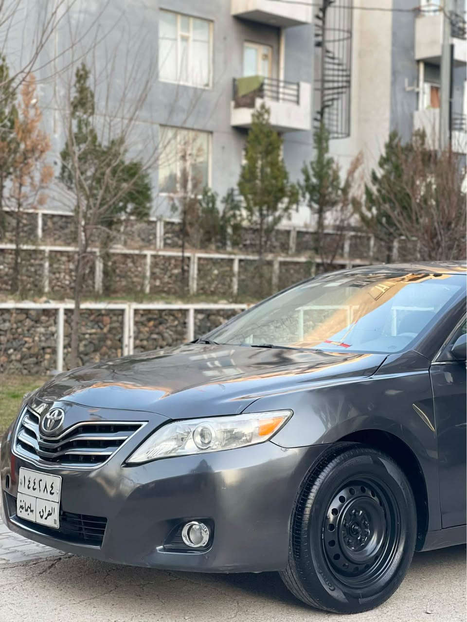 كامري 2011  بوياغ عام بيش و دواي دةعمي نية سةقفيي موسة بة شةرتي تةحويل كير و مةكينةي نةكراوةتةوه و بيعةيبة تونودو تولة سةنةوي بةسةر 
جووه بةناوي خومانةوةيه٣$كةلا غةرامةي تياية دواي مةعمةله ئةيبرم بةشةرتي تةحويل و غةرامه سعري 75$و معامله 
0771 502 0007 
0751 236 84 33 
لة سليمانيم السليمانية, العراق
