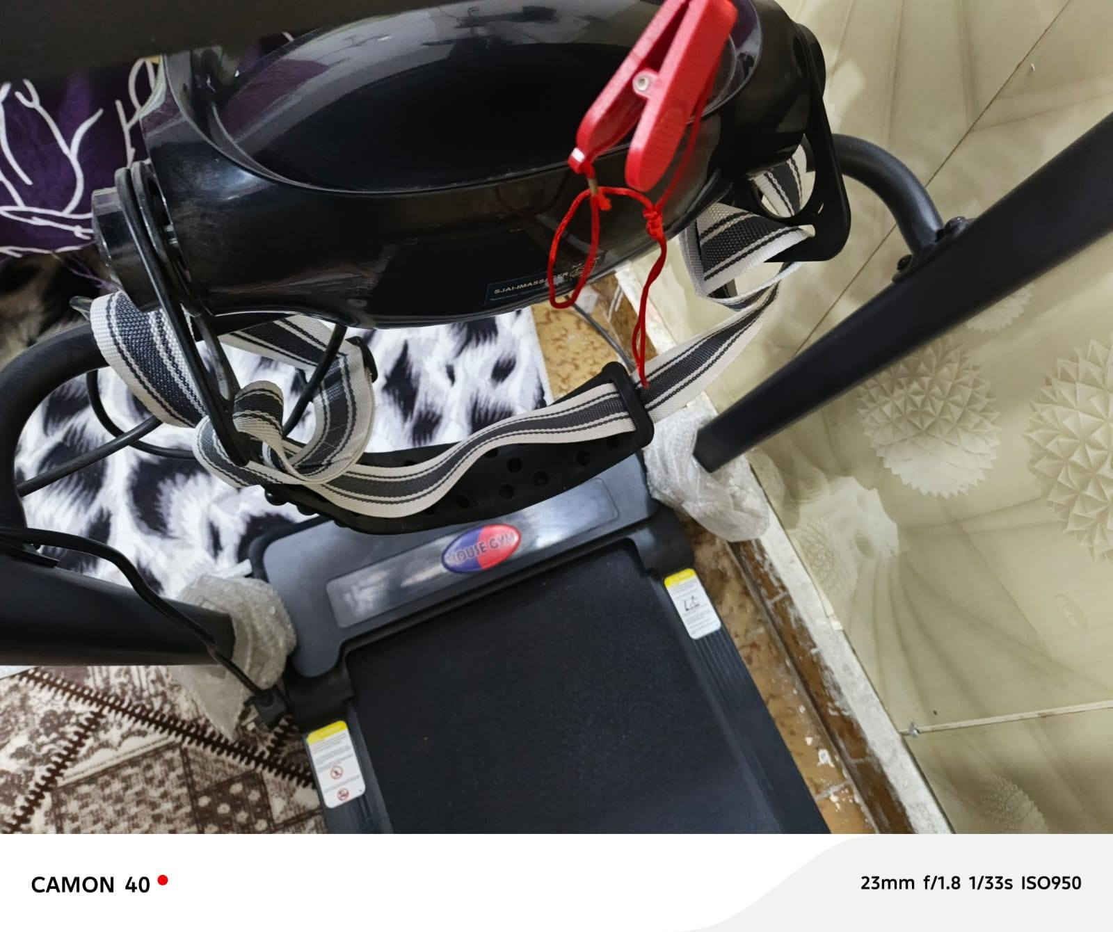 من بغداد الشعب
جهاز جري مستعمل قليل قفله ب250

جهاز حلو ملموم ومياخذ مكان  نظيف اخو الجديد سبب البيع صغر المكان
التواصل واتساب ***********
او
المراسله خاص
