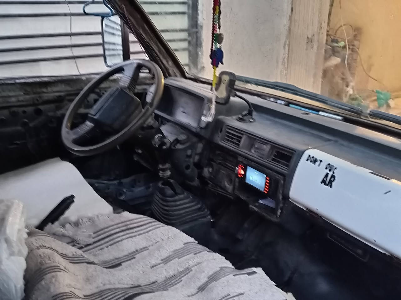 السلام عليكم بسته موديل ٩٤
باسمي تحويل ثانيوم مصفره هيئه وغرامات
سياره نضيفه وحلوه وبيها خط السياره خير من الله كير مكينه مكفوله بيها شويه تبخير بدون تنقيص دهن تبخير طبيعي سياره جاهزه كبل تاخذها لشارع امانه الله ورسوله السعر ١٨ وبيها مجال حك الجيه المكان السيديه
رقم ***********
