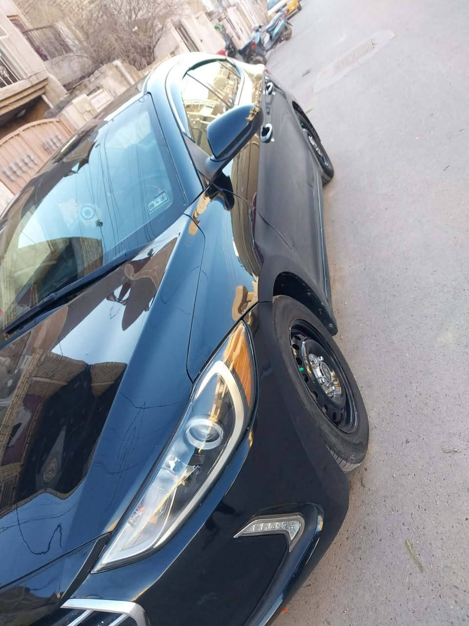 السلام عليكم
للبيع النترا وارد امريكي 
موديل ٢٠١٧ 
رقم اربيل تريد تحويل أو وكالة بكيفك 
مكينة ٢٠٠٠ دوش 
كير اوتو AT المرغوب
٣ قطع صبغ بدون دواخل
كلهه ليبل واحد 
ماشية ٩٠ 
مواصفات SE 
داخل لونين
تدفئة تبريد كهربائيات كلهه شغالة 
شاشة تاب 
وايضا بيهه شاشة داش كام 
تخم تاير جديد 
صدر امامي وخلفي جديد 
لايت عالي وناصي زنون اصلي 
السيارة جديدة ونظيفة  وجاهزة من كل نقص 
السعر ١٠٧ وبيهه مجال بسيط 
عنوان السيارة بغداد 
***********
