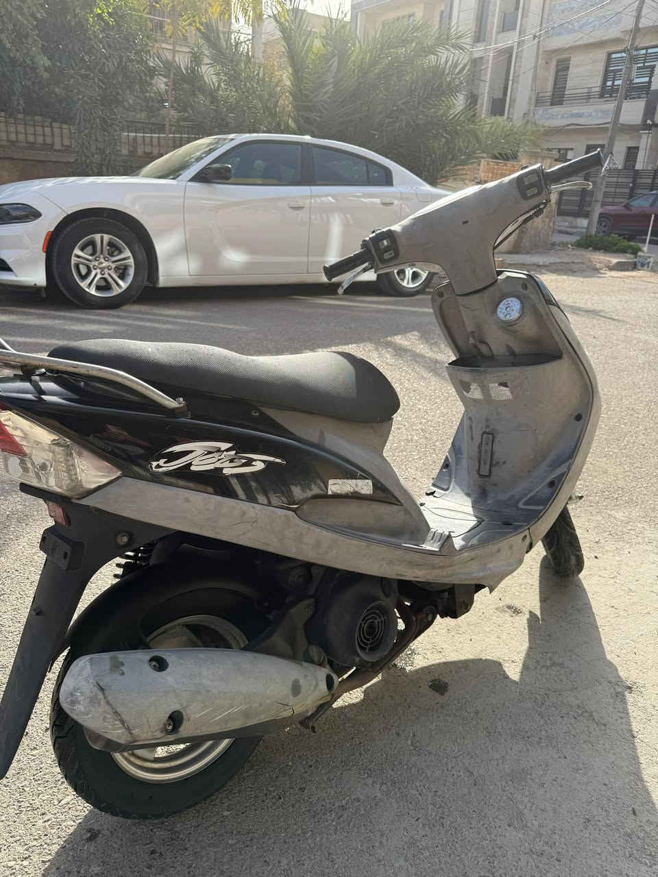 السلام عليكم ماكس منغولي  للبيع الدراجة مكينة مكفولة كفرات مكفولة كهربائيات كلها مكفولة بس الدشبول مالها عاطل والدراجة مبدل ماشه كفرات بلاد مختم كله ختم واحد والدراجة نظيفه وخير من الله مكان بغداد قرب سوق السمجة سعر ٦٥٠ وبي مجال للطيبين
***********
