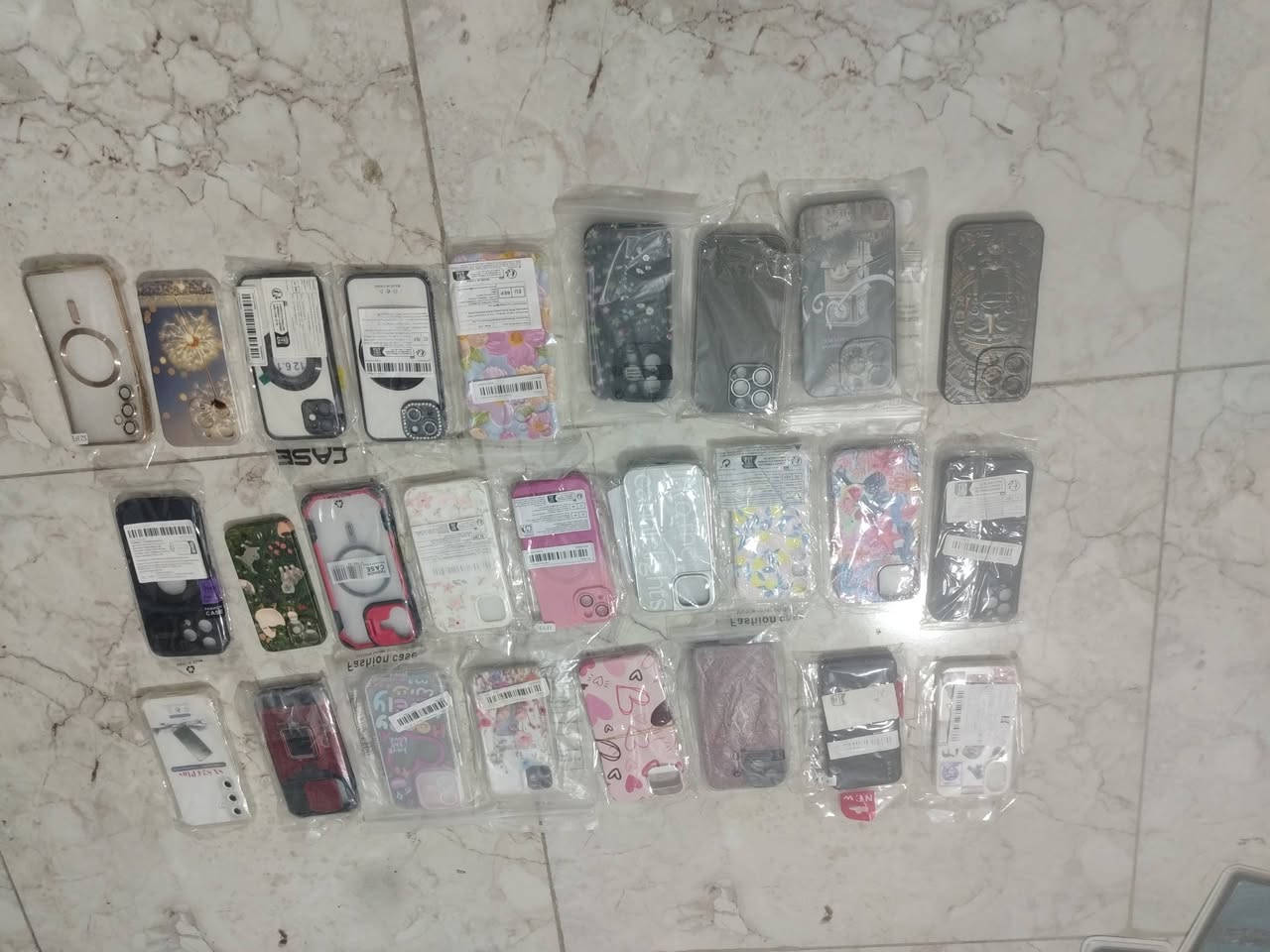 سلام عليكم اخوان عندي كفرات 500قطعه السعر قطعه ربع توصل عل خاص


**إذا كنت صاحب هذا الإعلان وتريد حذفه لأي سبب، رجاءا أرسل رسالة إلى الدعم الفني**
