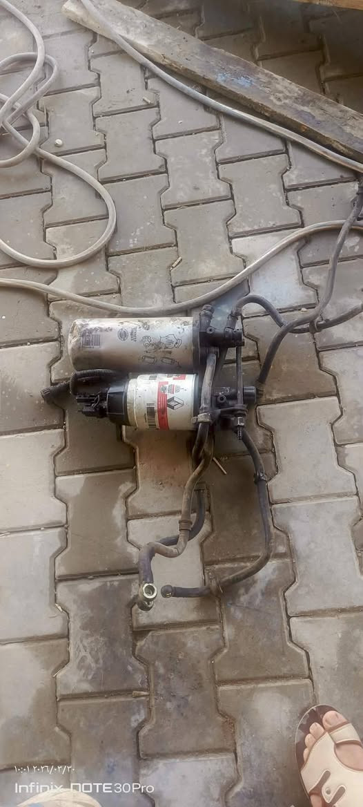 قاعدة فلاتر فالفو 
كامله هيه وصونداته والمدكه
جيب وشد كبل سعرها 85 الف
***********
