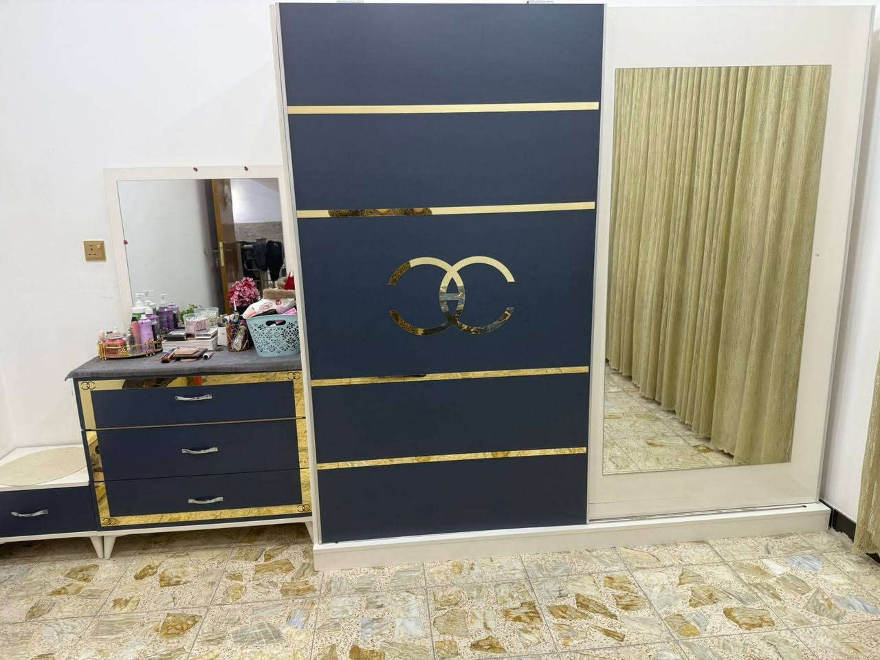 ٢٥٠ وبيها مجال للشراي


**إذا كنت صاحب هذا الإعلان وتريد حذفه لأي سبب، رجاءا أرسل رسالة إلى الدعم الفني**