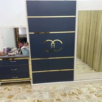 غرفة نوم • أثاث • قابل تفاوض