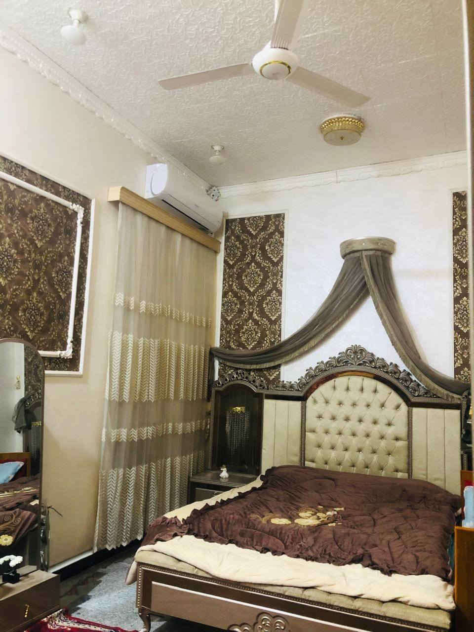 بيع_مستعجل_السعر135(بي مجال) المساحة 100 بالناصرية الثوره مجاور مدرسة مكة المكرمة قرب مركز الشرطةة
ط1 /طارمة - صحيات منفصله خارجي - استقبال - مطبخ - صالة - غرفه كبيره 6 امتار -منور داخلي-صحيات مشترك داخلي
ط2 /صاله - صحيات-غرفه كبيره_مطبخ (متبقي شي بسيط)
البيت زراعي بناء حديث طابوق فقط وكونكريت مسلح مرتفع عن الشارع ثلاث بايات
التواصل والاستفسار ***********
