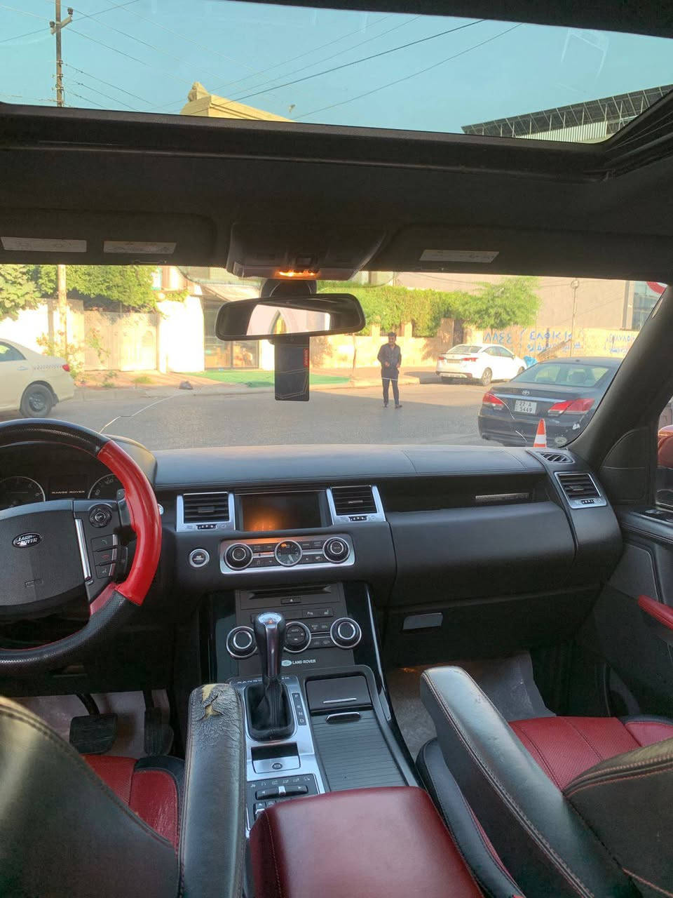 Range Rover   #239 
Model 2013 
Autobiography

سفری شریکە سەردار 
کلین کلین هیچی نیە 
مەکینە V8 ,super 
گێڕ و مەکینە کەپس 
ڕۆیشتن ١١٠ هەزار میل 
ڕەقەم سەنەوی نوێیە 

نرخ / ١٤۹ $ بیها مجال أربيل, العراق


**إذا كنت صاحب هذا الإعلان وتريد حذفه لأي سبب، رجاءا أرسل رسالة إلى الدعم الفني**