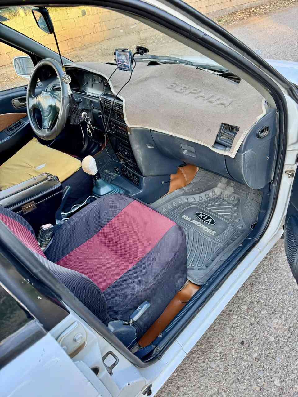 السلام عليكم
كيا سيفيا موديل ٩٤ بسمي رقم بغداد انكليزي سنوية للـ٢٦ شهر الرابع تحويل مباشر. محرك مفتوح بدون تنقيص كير ومحرك خير من الله بدون حادث بدون صبغ سيارة بلادية الكهربائيات كله شغاله جام ٤ شغال
شرط تبريد ثلج فقط كمبروسر عاطل
ارضيه جلد حدادية جديد تخم تاير جديد
السيارة جاهزة مال جناي  السعر  ٣٨ وبيه مجال
مكاني ناحية كنعان 
للاستفسار ***********١
