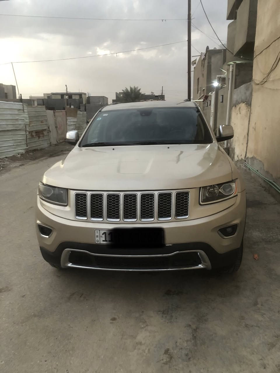 جيب 14
حادثها جاملغ وبنيد بدون دواخل خفيف جدا 
رقم بغداد انكليزي بسمي 
فول عدا الفتحه جاهزة وما بيها اي نقص 
كير مكينة تبريد تخم تاير حدادية كلها جديد 
للبيع او مراوس 
للتواصل ***********
